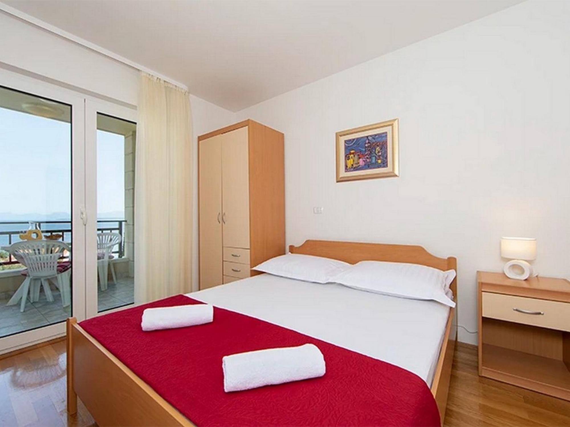 Apartments By The Sea Igrane, Makarska - 17292 エクステリア 写真