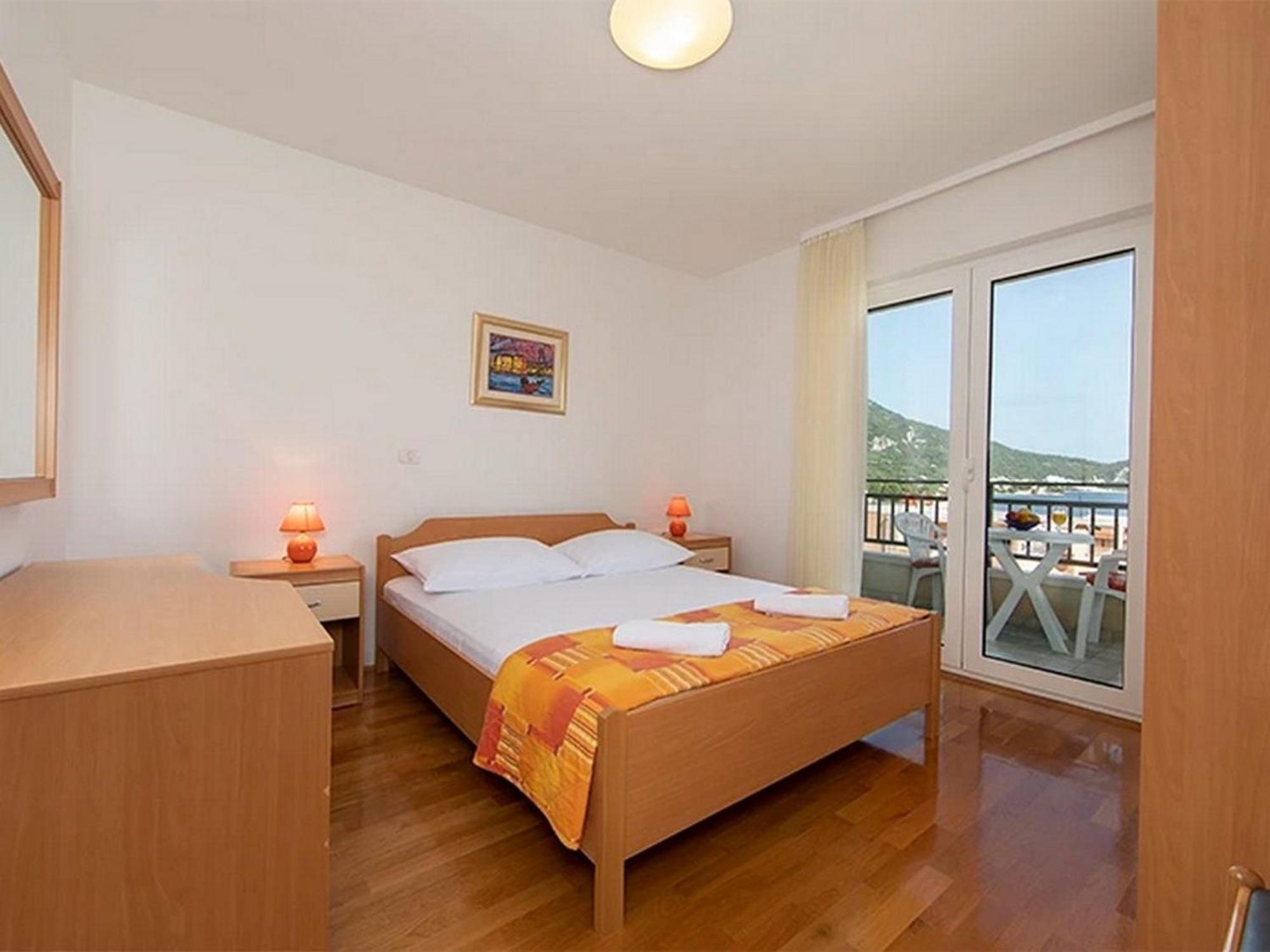 Apartments By The Sea Igrane, Makarska - 17292 エクステリア 写真
