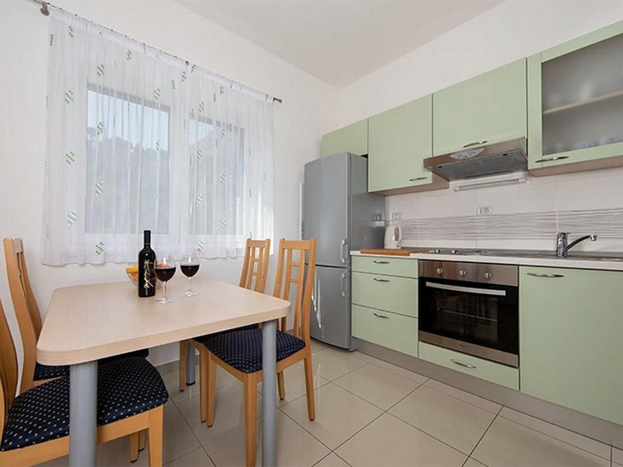 Apartments By The Sea Igrane, Makarska - 17292 エクステリア 写真