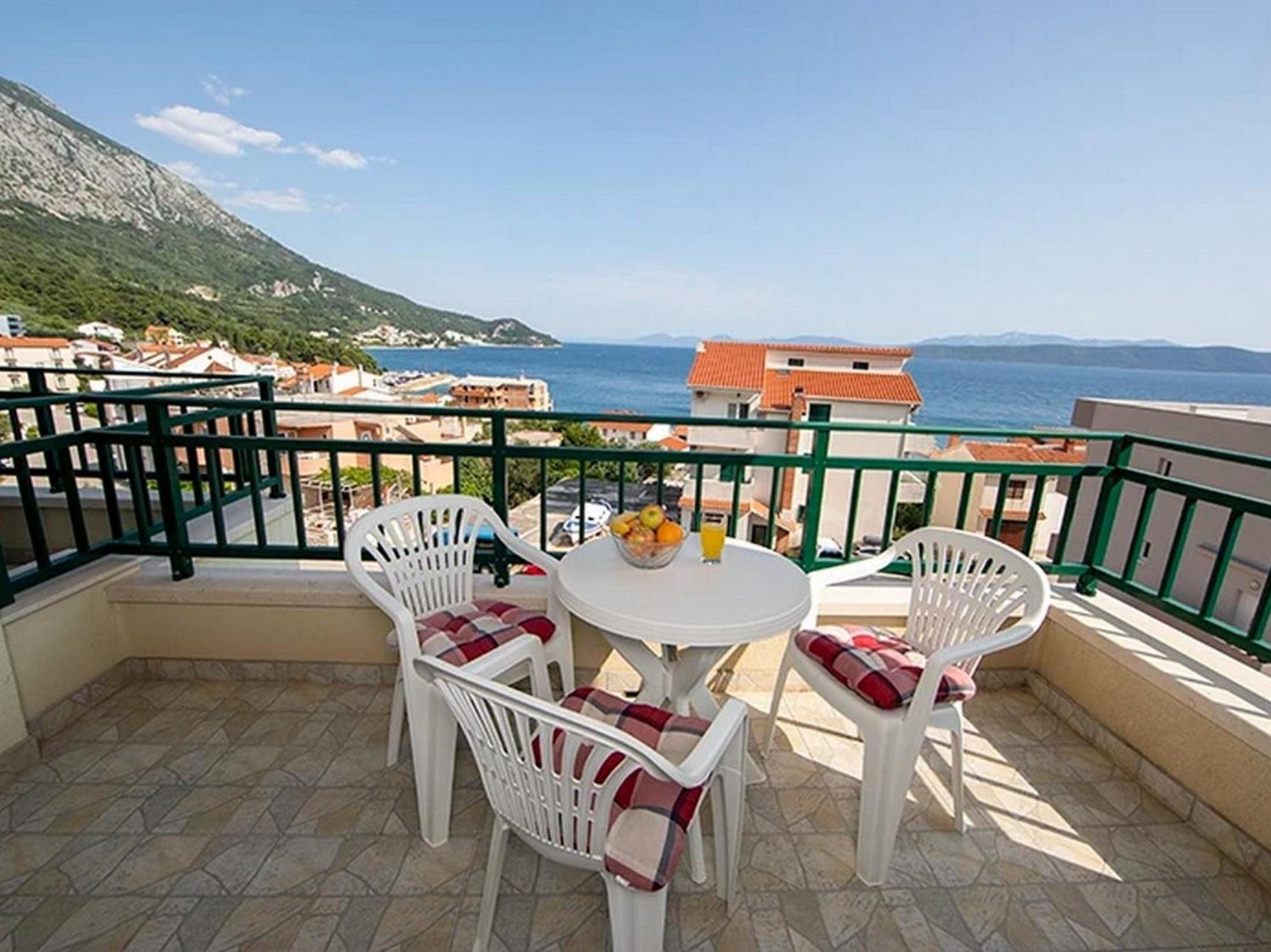 Apartments By The Sea Igrane, Makarska - 17292 エクステリア 写真