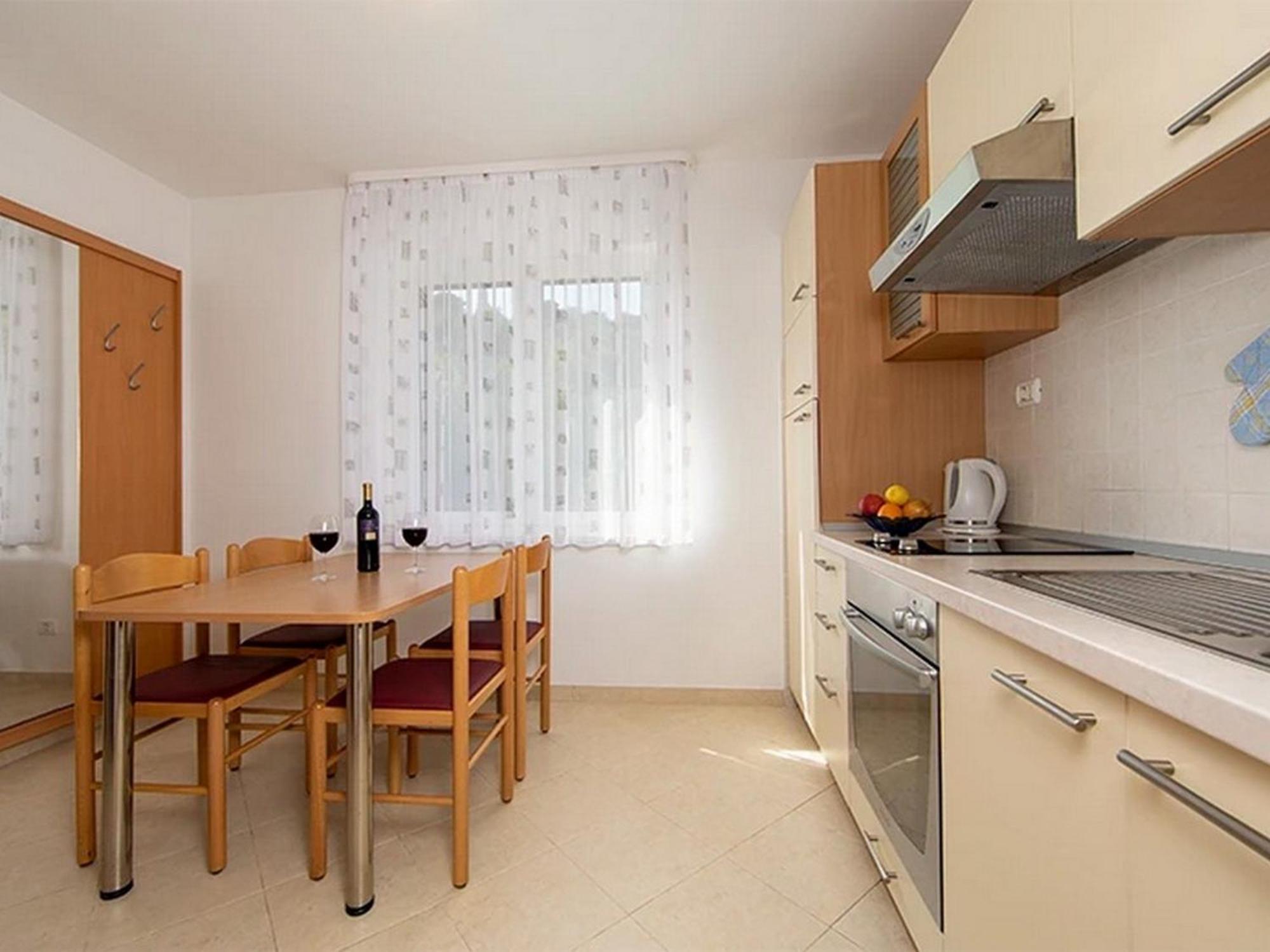Apartments By The Sea Igrane, Makarska - 17292 部屋 写真
